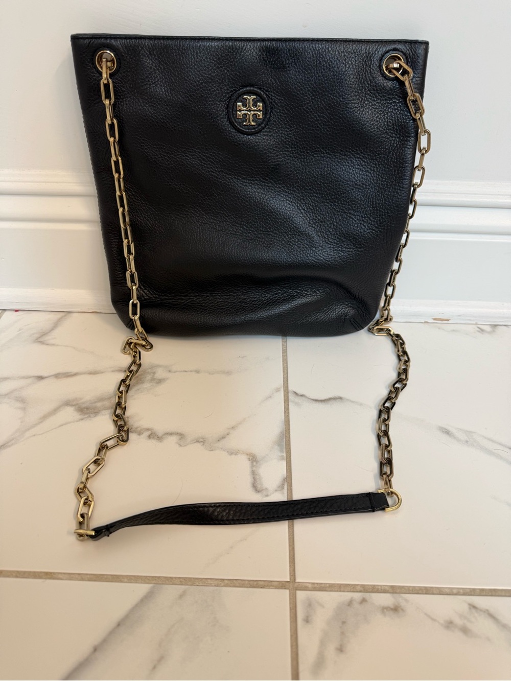 Tory Burch Black Leather Chain-Handle Shoulder Bag with Gold Hardware